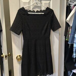 Banana republic lined  black short sleeve dress. Size 4P. With pockets.